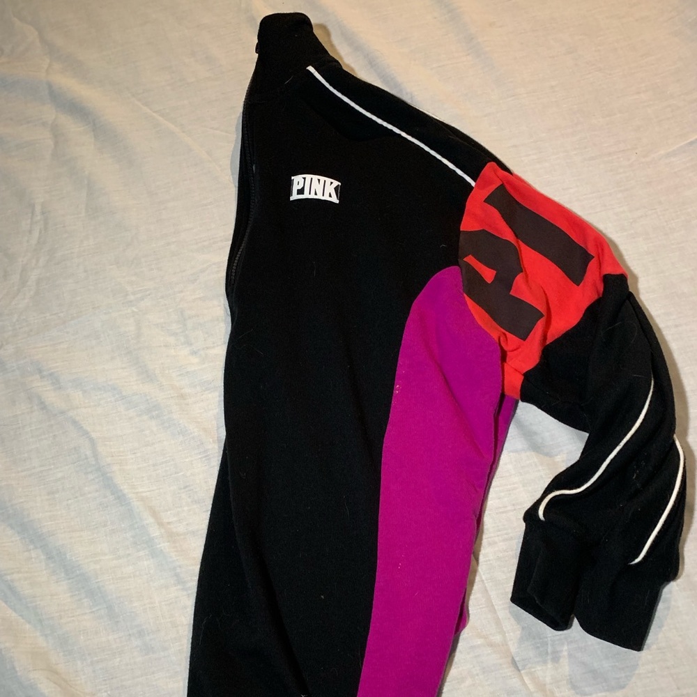 VS Pink Sweater